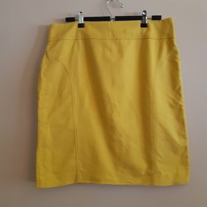Alice Hope | dark yellow stretchy pencil skirt